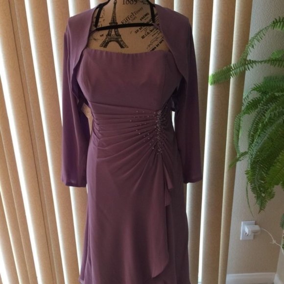 *FINAL PRICE* Elegant Boysenberry Chiffon Dress & Jacket Set 18 - Picture 1 of 8